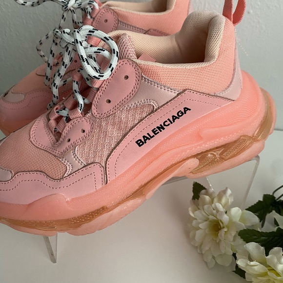 Balenciaga shoes - Picture 15 of 16